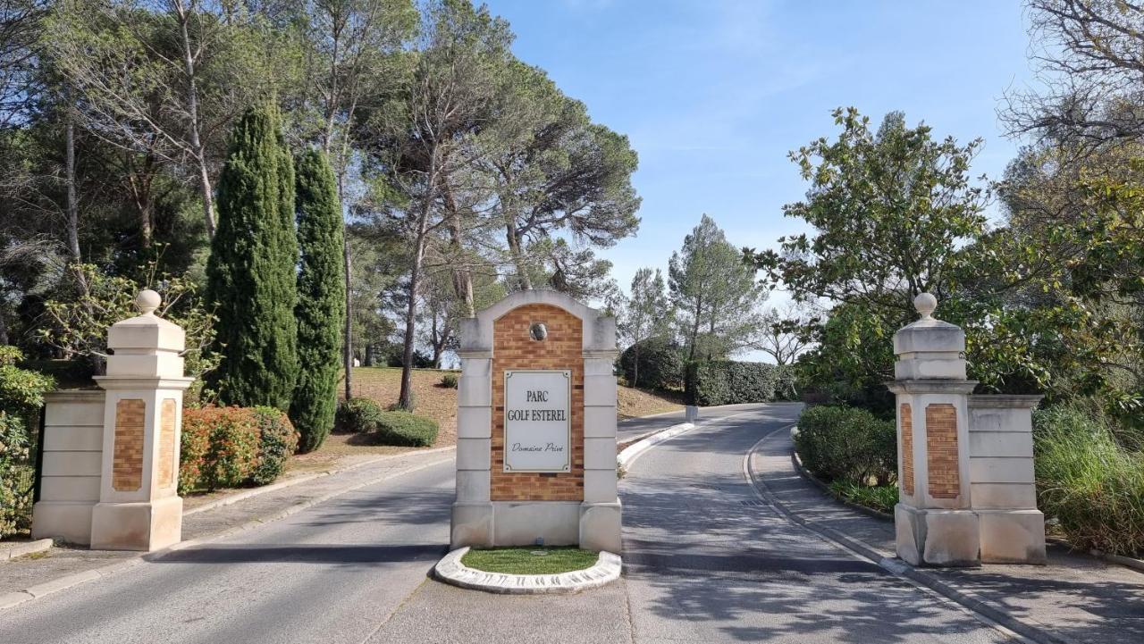 Chez K&D Studio Nature Avec Piscine St Raphael Saint-Raphaël Eksteriør bilde